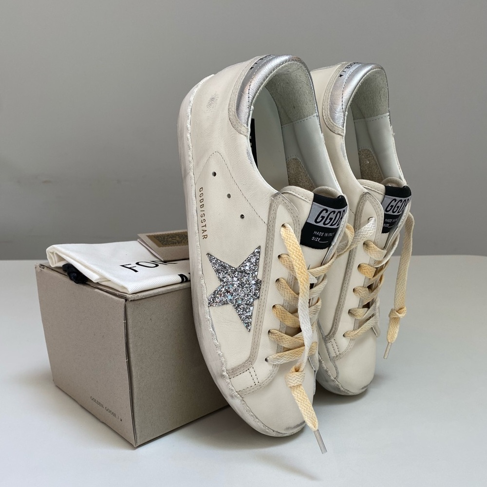 Golden Goose Superstar Sneaker in White Leather/Silver/Glitter Sz 40 New in Box - Picture 9 of 15